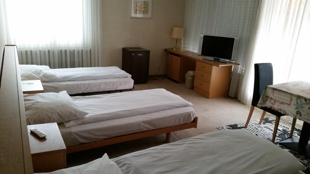 Hotel Mare & Monti Bassersdorf Dış mekan fotoğraf